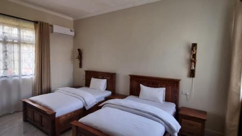 Moshi House | Maisha Apartment