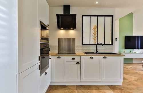 Saint-Gilles-Croix-de-Vie Villa | Maison Familiale, spa et Sauna Privés, Proche Toutes Commodités!