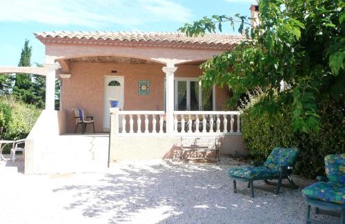 Saint-Hippolyte House | Maison accueillante Saint-Laurent 85 m² piscine partagée