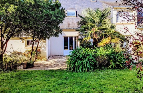 Larmor-Plage Villa | Maison à 100m de la Plage Proche de Toutes Commodités. Proche de Lorient