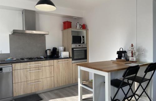 Erdeven House | Maison à Erdeven: 4 pièces, 90m², plage à 1km, terrasse, jardin clos, idéal pour familles et randonnées - FR-1-397-41