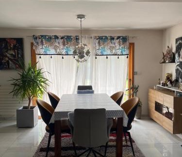 Kerherou House | Maison à proximité du port de Brigneau