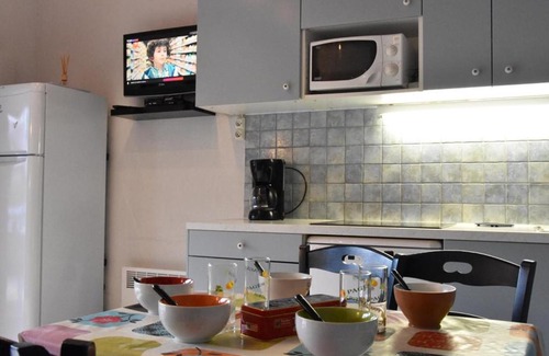 Les Ayguades House | Maison 2 pièces mezzanine, 5 couchages, piscine, près de la plage - Gruissan - FR-1-229-828
