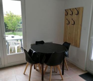 Bourgenay House | Maison 3 personnes dans village atypique