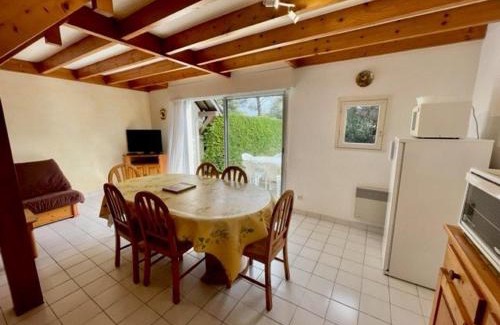 Quiberon Villa | Maison 3 pièces, 49m², 6 pers., proche plage du Rohu, garage, terrasse, quartier calme, animaux acceptés - FR-1-478-72