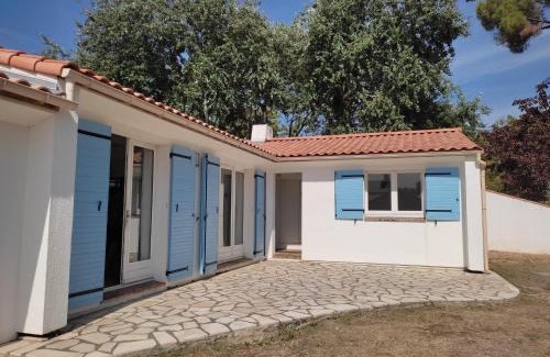 Saint-Jean-de-Monts House | Maison 3* proche plage, forêt et pistes cyclables avec jardin, barbecue et WIFI - FR-1-652-12