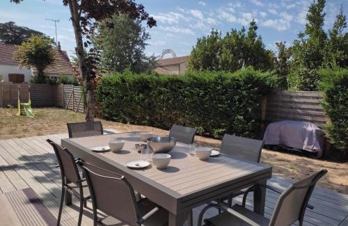 Saint-Jean-de-Monts House | Maison 3* proche plage, forêt et pistes cyclables avec jardin, barbecue et WIFI - FR-1-652-12