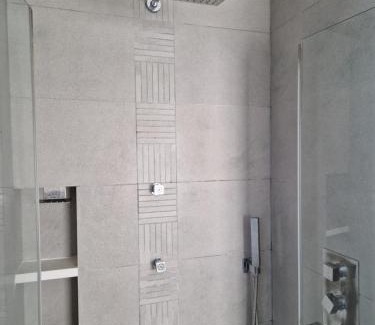 Villejuif Villa | Maison, 4 chambres, métro, climatisation