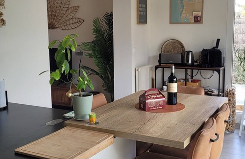 Eysines House | Maison 6/8 Pers, Jardin Piscine au Calme à 5 km de Bordeaux