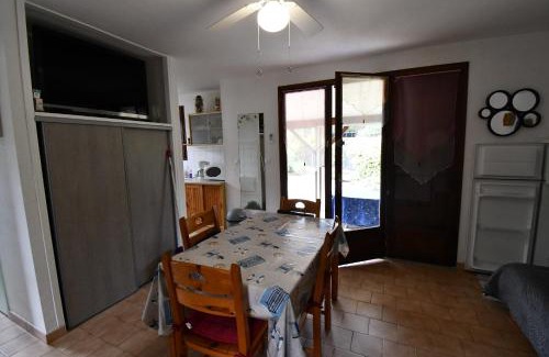 Vendres House | Maison 6 personnes climatisée dans résidence avec piscine à 900 M des plages