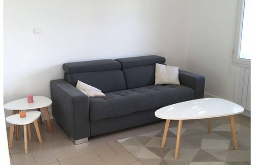 Condat-sur-Vienne House | Maison Accueillante Avec Parking Gratuit sur Place