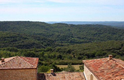 Issirac House | Maison Aiguèze - Domaine de Coulon