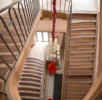 Chartres House | Maison Ailleurs