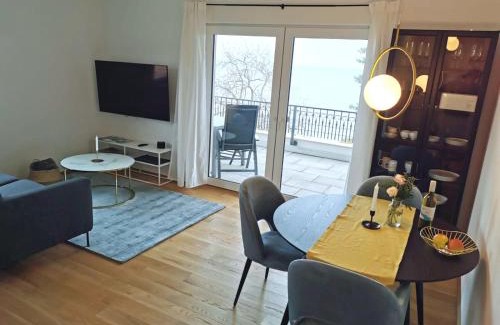 Immenstaad am Bodensee Apartment | MAISON AMAND - Am See mit Privatstrand