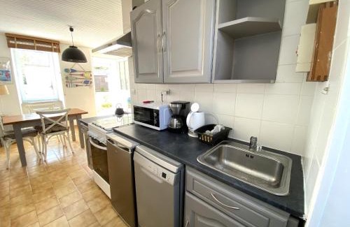 Groix House | Maison ancienne charmante avec jardin, proche du port de Groix - FR-1-813-8