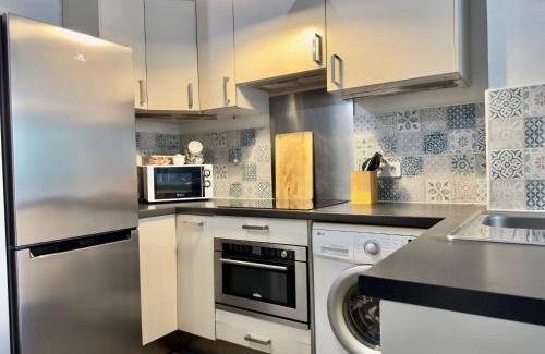La Chamberte Apartment | Maison au calme 2 Chambres Terrasse Clim parking gratuit