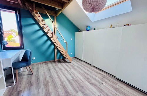 Meythet House | Maison au Calme et en Ville
