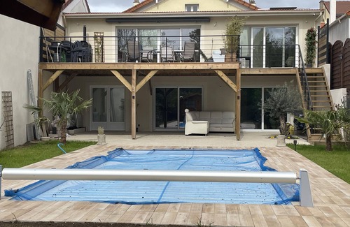 Le Perreux-sur-Marne House | Maison Avec Piscine 15 min de Paris et 30 min de Disney