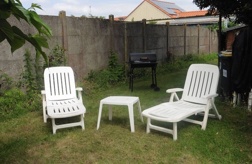 La Bernerie-en-Retz House | Maison Avec Jardin, Chambre, Salle de Bain, Séjiur, Transats Barbecue Parking