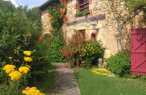 Beynac-et-Cazenac Apartment | Maison avec jardin, WiFi, animaux acceptés, parking à Beynac - FR-1-616-39