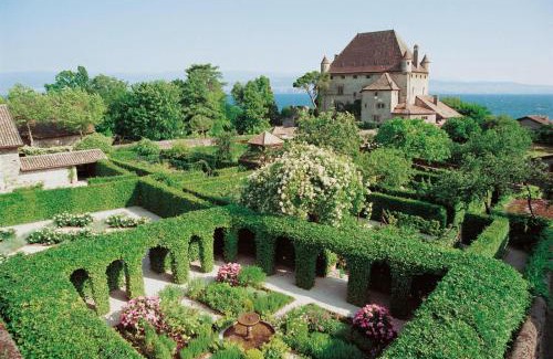 Yvoire House | Maison avec jardin au coeur du village