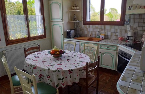 Saint-Yvi House | Maison Avec Jardin au Calme