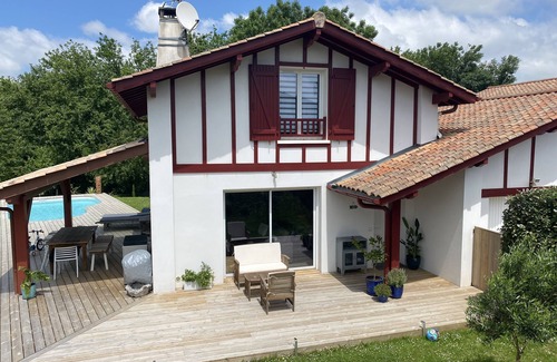 Ahetze House | Maison Avec Piscine au Calme Proche des Plages