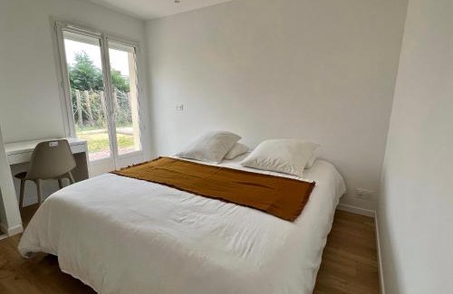 Biscarrosse Villa | Maison avec piscine et jardin privatifs - un séjour au calme
