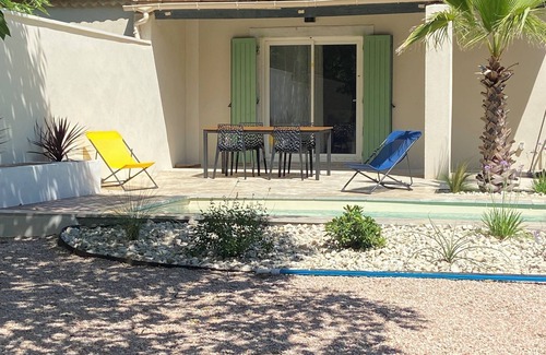 Le Thor House | Maison Avec Piscine et Jaccuzi Privatif