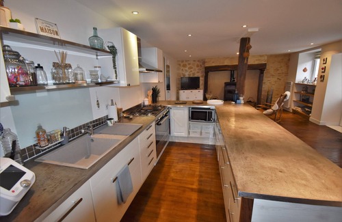 Daglan House | Maison Azua - Beautiful stone village house with private heated pool and garden