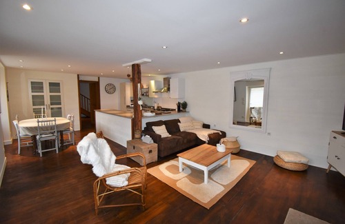 Daglan House | Maison Azua - Beautiful stone village house with private heated pool and garden