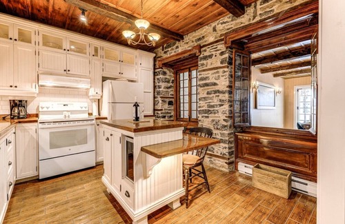 Chutes-Montmorency Cottage | Maison Bélanger-Giroux-Jacuzzi/Vue sur le Fleuve