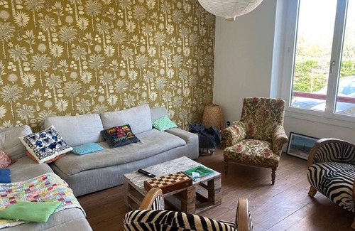 Bayonne Villa | Maison Basque Avec Piscine Chauffée en Plein Coeur de Bayonne