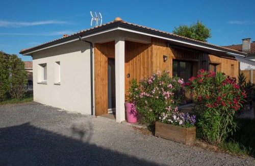 Ares House | Maison Bassin d'Arcachon - Arès - Proche plage et commerces, 3 chambres, 8 personnes, Climatisation