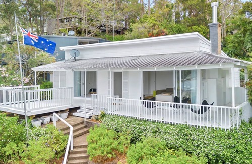 Avalon Beach House | Maison Blanc, Avalon IH