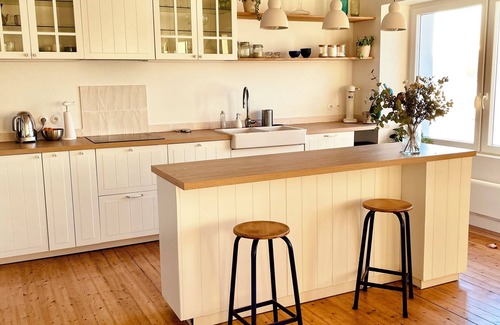 Kerlouet House | Maison bleue - sea access, rooftop and sauna, completely renovated