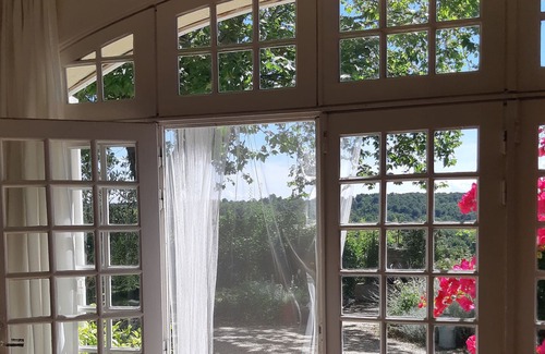 Visan House | MAISON BONHEUR - breathtaking view of Mont Ventoux and the Rhône Valley