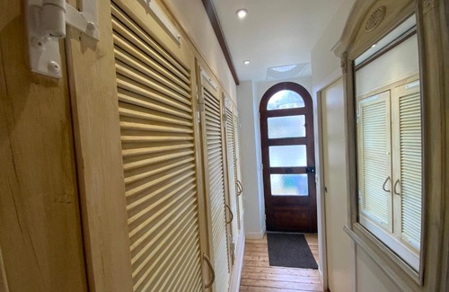 Courtoisville-Sillon-Moka House | Maison bord de mer « Le Bateau IvRe »