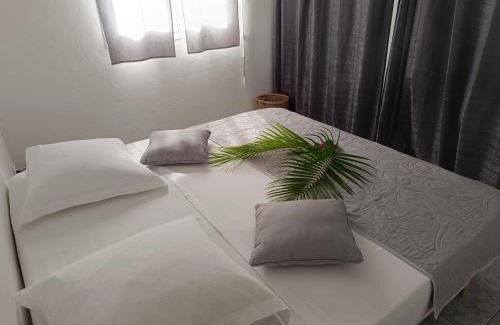 Trois-Rivieres House | Maison Cécilia vue sur les saintes