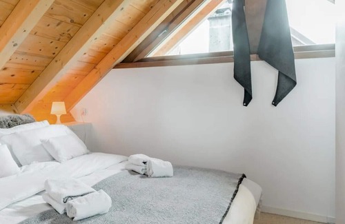 Annecy Old Town House | Maison Castellino
