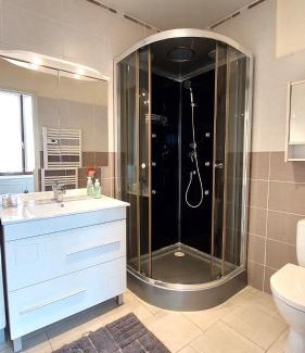 Nogent-sur-Vernisson Apartment | Maison centre ville