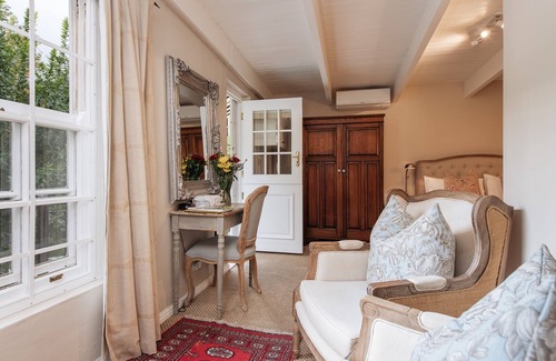 Franschhoek Bed & Breakfast | Maison Chablis