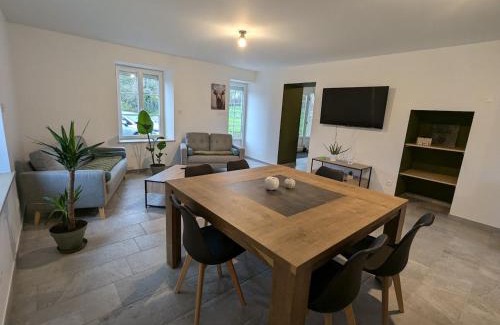 Flacey House | Maison chaleureuse avec Wifi à Sainte-Barbe - FR-1-589-753