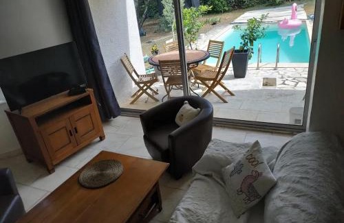 Saint-Siffret House | Maison charmante à Saint-Siffret + Piscine