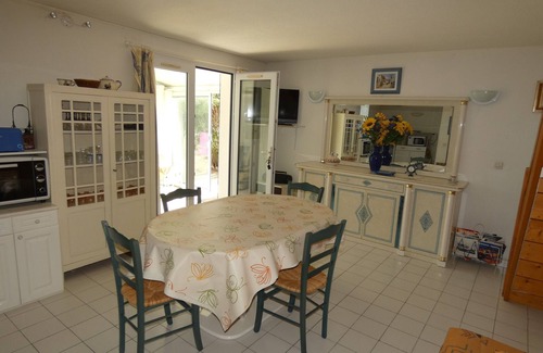Vic-la-Gardiole Villa | Maison Climatisée Proche Village, à 3km de la mer