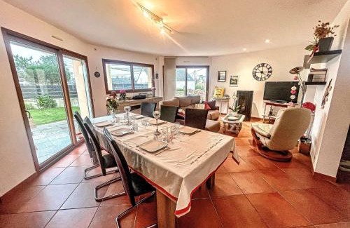 Erdeven Villa | Maison contemporaine à Erdeven - 5 chambres, animaux acceptés - FR-1-479-223