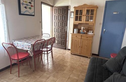 La Gueriniere House | Maison cosy 2 pièces, plage et centre à 300m, terrasse, TV, animaux permis - La Guérinière - FR-1-224B-192