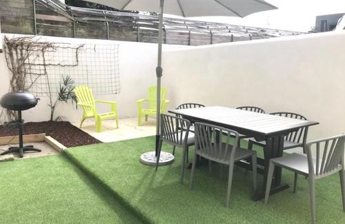 La Rochelle House | Maison Cosy avec terrasse à 10 minutes du centre ville