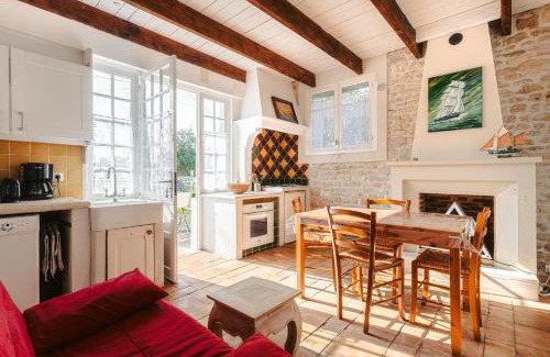 Le Chateau-d'Oleron House | Maison Cosy dans Un Domaine