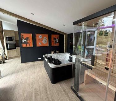 Mecquignies House | Maison Cosy